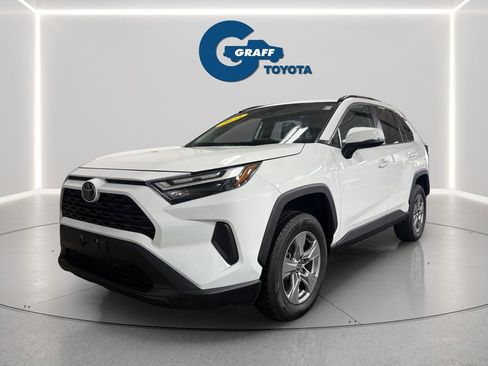Used 2023 Toyota RAV4 XLE AWD/4WD image 1