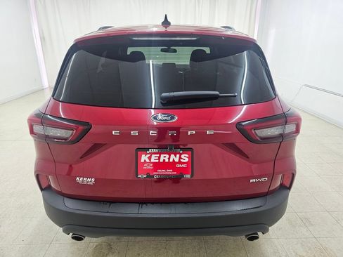 Used 2025 Ford Escape ST-Line AWD/4WD image 14