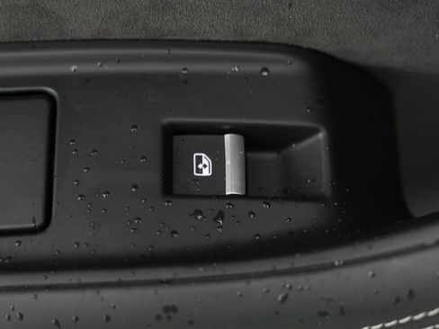 Used 2020 Audi SQ7 Prestige w/ Prestige Package image 37