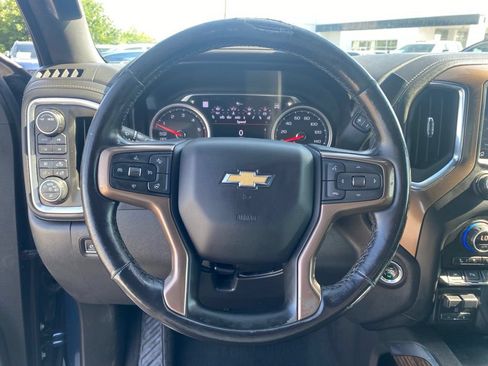 Used 2021 Chevrolet Silverado 1500 High Country AWD/4WD image 17