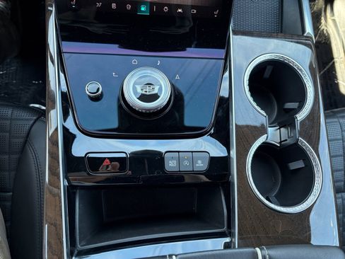 Used 2025 Cadillac Escalade Sport Platinum AWD/4WD image 35