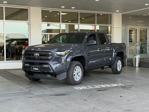 New 2025 Toyota Tacoma SR5 image 2