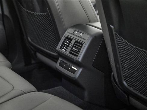 Used 2025 Audi Q5 Premium w/ Convenience Package image 18