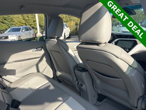 Used 2019 Chevrolet Bolt Premier w/ Infotainment Package image 11
