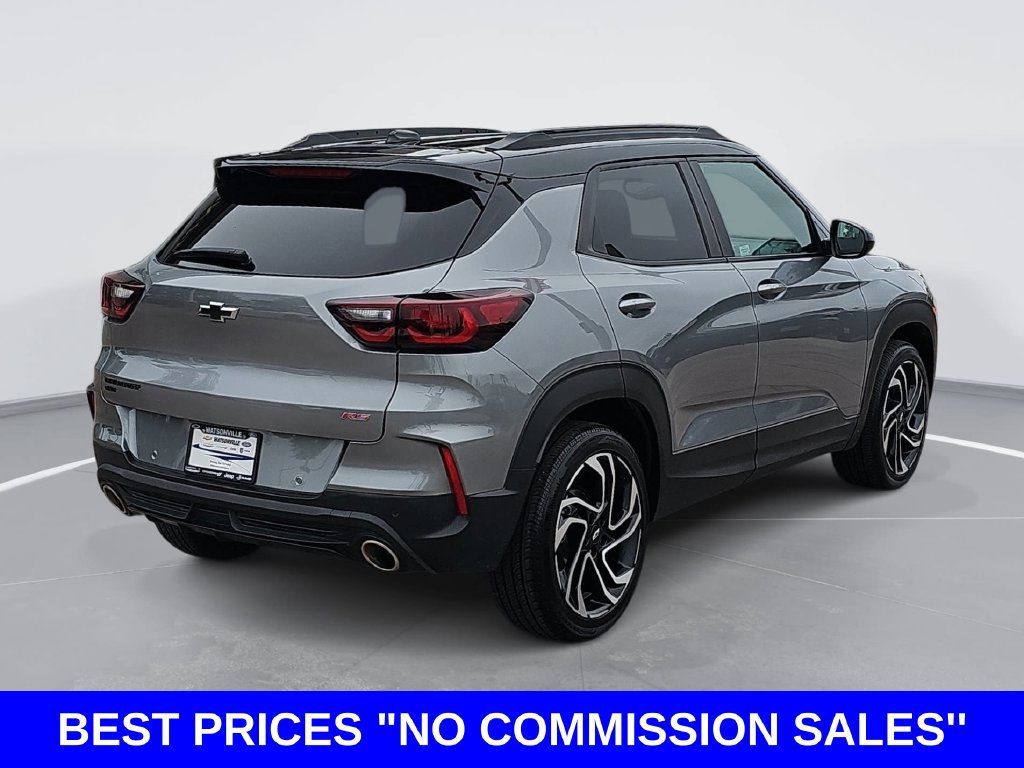 Used 2024 Chevrolet TrailBlazer RS w/ Convenience Package AWD/4WD image 3