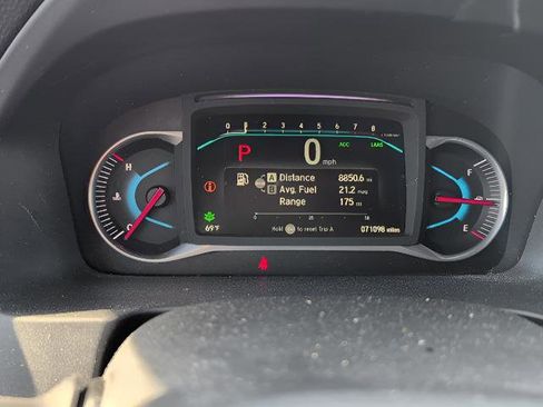 Used 2022 Honda Pilot Sport image 11