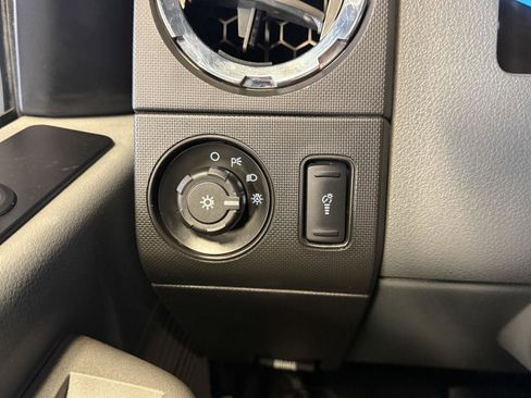Used 2013 Ford F250 XLT w/ XLT Interior Pkg image 13