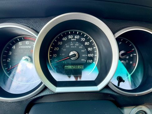 Used 2006 Toyota 4Runner Limited AWD/4WD image 15