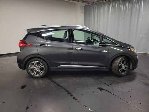Used 2017 Chevrolet Bolt Premier w/ Driver Confidence II Package image 10