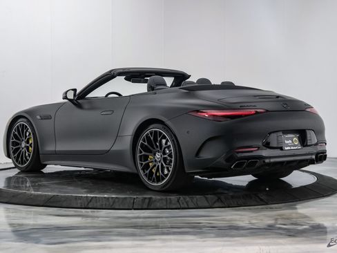 Used 2022 Mercedes-Benz SL 55 AMG 4MATIC image 13