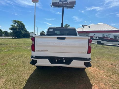 Used 2021 Chevrolet Silverado 1500 Custom RWD image 6