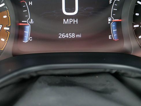 Used 2025 Jeep Compass Limited image 27