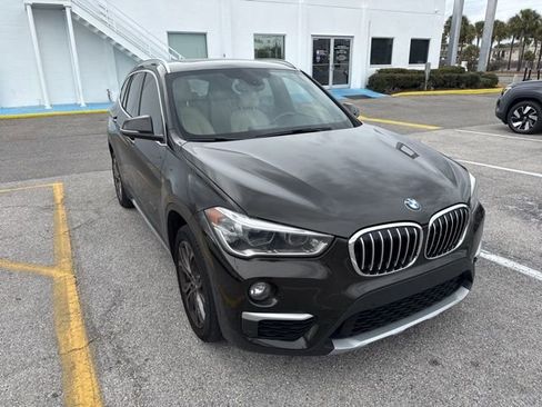 Used 2017 BMW X1 xDrive28i image 4