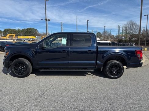New 2026 Ford F150 XLT w/ XLT Black Appearance Package image 7