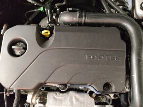 Used 2022 Chevrolet Malibu LT image 30