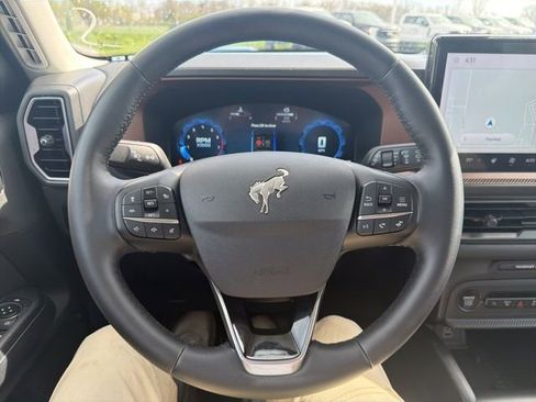 Used 2025 Ford Bronco Sport Outer Banks w/ Outer Banks Tech Package+ image 44