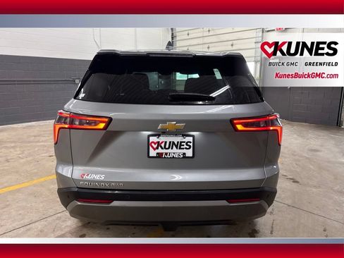 Used 2025 Chevrolet Equinox LT AWD/4WD image 9