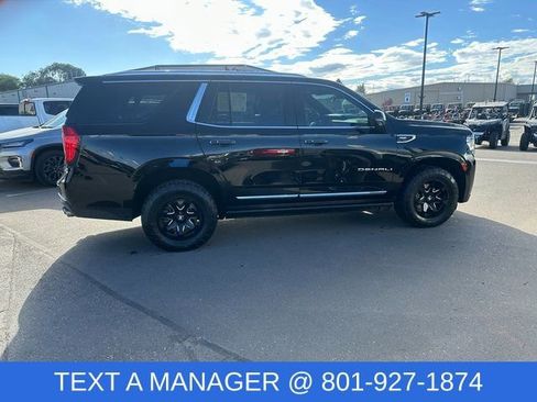 Used 2022 GMC Yukon Denali image 2