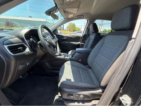 Used 2023 Chevrolet Equinox LT FWD image 17