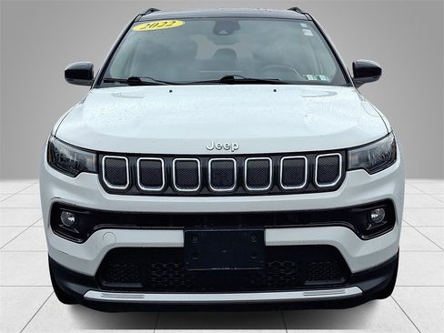 Used 2022 Jeep Compass Limited image 3