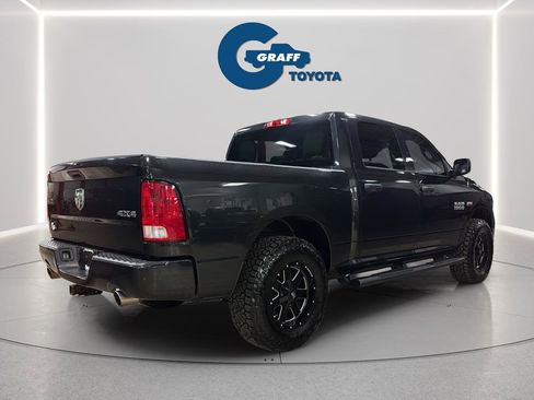 Used 2017 RAM 1500 Express image 8