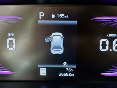 Used 2025 Kia Soul LX w/ LX Technology Package image 19