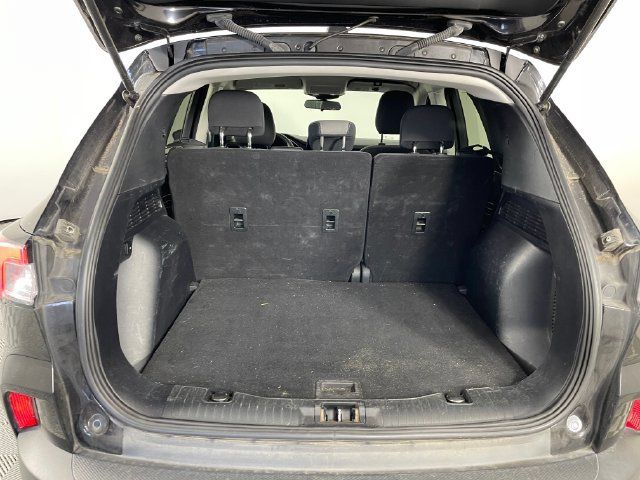 Used 2022 Ford Escape SE AWD/4WD image 14