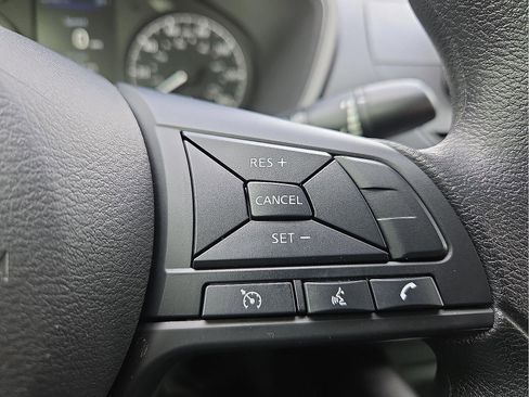 Used 2024 Nissan Altima 2.5 S image 17