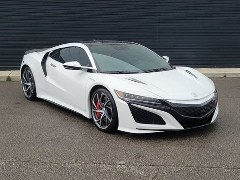Used 2019 Acura NSX AWD/4WD image 2
