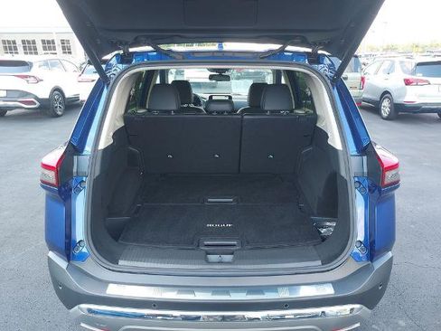 Certified 2023 Nissan Rogue Platinum w/ Platinum Premium Package FWD image 9