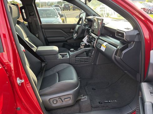 New 2026 Toyota 4Runner Limited AWD/4WD image 13