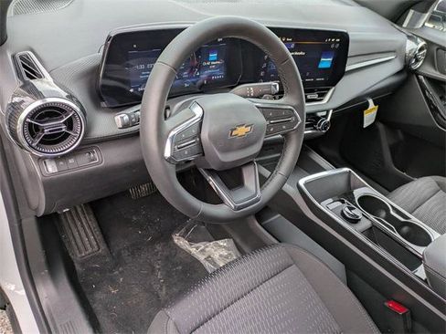 New 2026 Chevrolet Equinox LT image 10