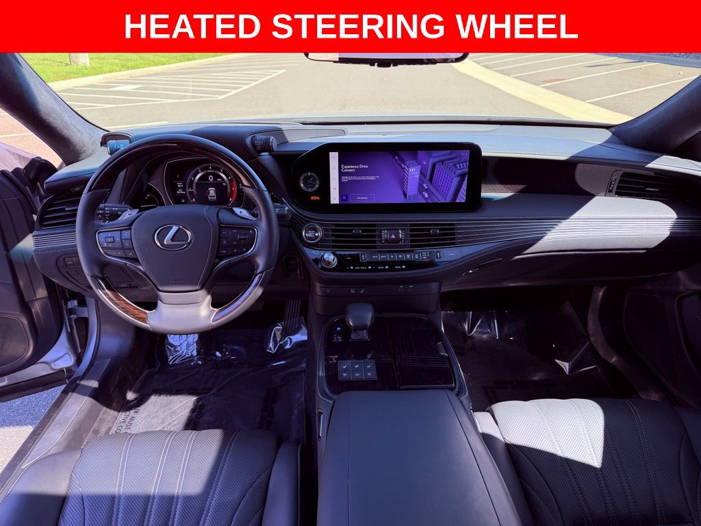 Certified 2023 Lexus LS 500 w/ Luxury Package RWD image 15