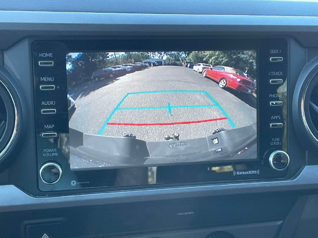 Used 2020 Toyota Tacoma TRD Sport AWD/4WD image 26