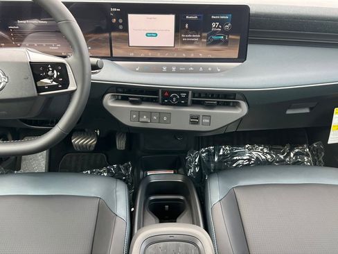 New 2026 Nissan Leaf SV+ w/ Floor Mat Package (SV+) FWD image 4