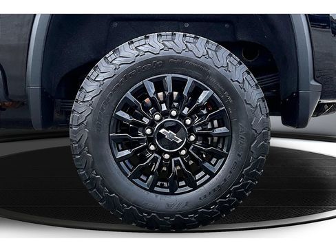 Used 2021 Chevrolet Silverado 2500 LTZ w/ LTZ Plus Package AWD/4WD image 42