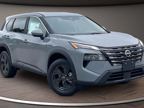 New 2026 Nissan Rogue SV FWD image 2