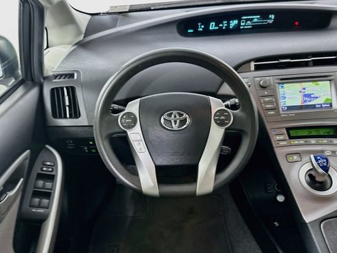 Used 2014 Toyota Prius Prime Plug-In Hybrid FWD image 17