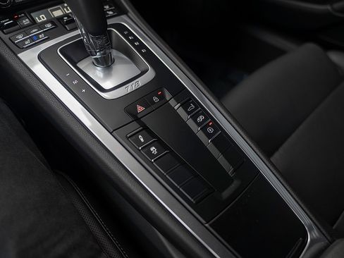 Used 2025 Porsche 718 Cayman RWD image 16