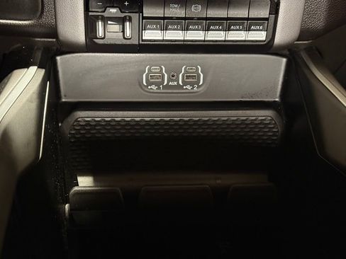 Used 2024 RAM 2500 Big Horn w/ Safety Group image 27