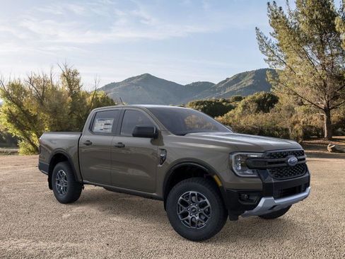 New 2025 Ford Ranger XLT w/ FX4 Off-Road Package image 7