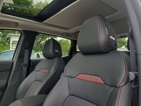 New 2026 Nissan Kicks SR w/ SR Premium Package AWD/4WD image 22