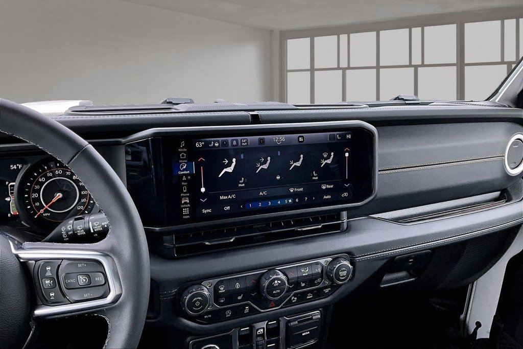 Used 2026 Jeep Wrangler Unlimited Sahara AWD/4WD image 6