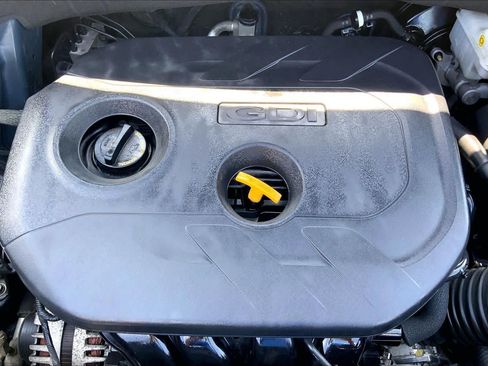 Used 2018 Kia Soul + FWD image 32