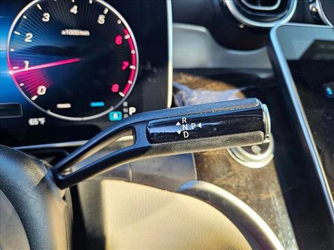 Used 2024 Mercedes-Benz GLC 300 4MATIC image 14