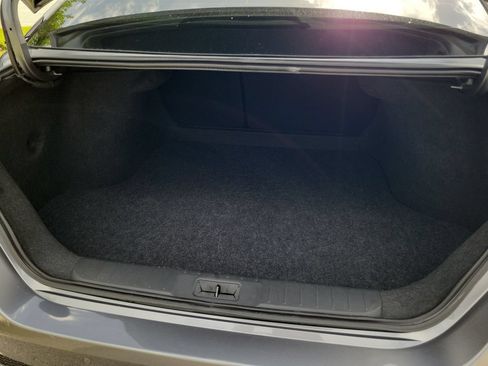 Used 2025 Nissan Sentra S FWD image 9