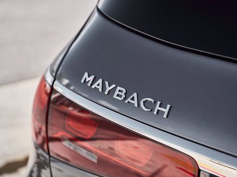 Used 2025 Mercedes-Benz Maybach GLS 600 4MATIC image 14