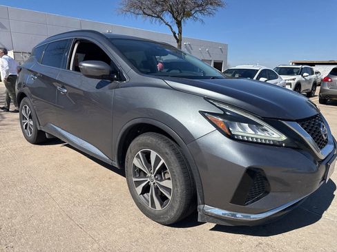 Used 2020 Nissan Murano SV image 1
