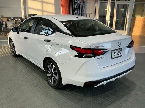 Used 2025 Nissan Versa S w/ S Plus Package image 5