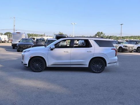 Used 2025 Hyundai Palisade Calligraphy AWD/4WD image 4